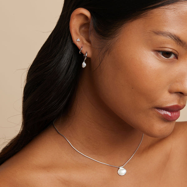 Astrid & Miyu Pearl & Crystal Studs In Silver