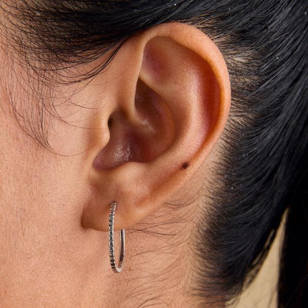 Astrid & Miyu Ridged Hoops In Solid White Gold