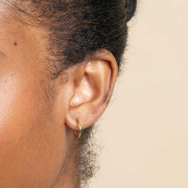 Astrid & Miyu Seamless Hoop 1.2mm In Solid Gold