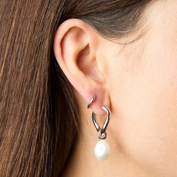 Astrid & Miyu Serenity Pearl Gift Set In Silver