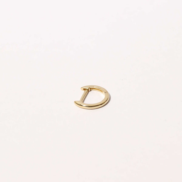 Astrid & Miyu Simple Piercing Hoop In Solid Gold