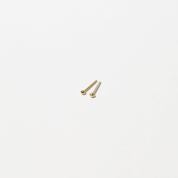Astrid & Miyu Small Ball Stud Earrings In Solid Gold