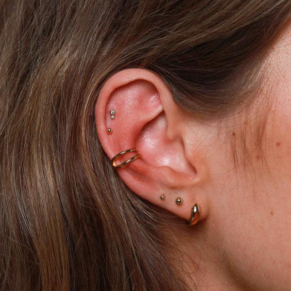 Astrid & Miyu Small Ball Stud Earrings In Solid Gold