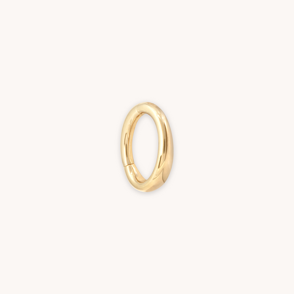astrid & miyu Solid Gold Graduated Rook Hoop