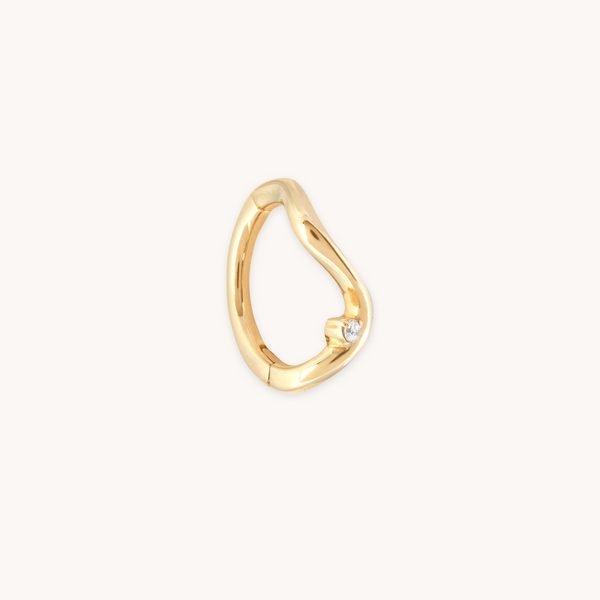 astrid & miyu Solid Gold Wave Rook Hoop