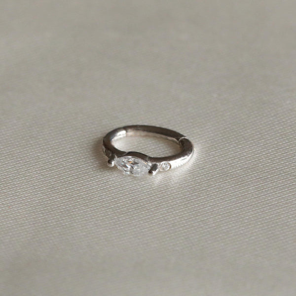 Astrid & Miyu Solid White Gold Marquise Rook Hoop