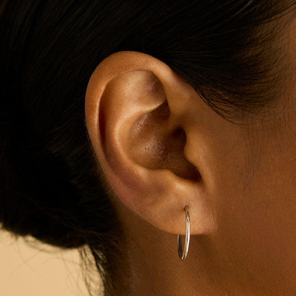 Astrid & Miyu Staple Hoops In Solid White Gold