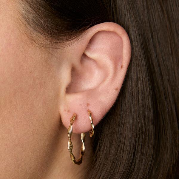 Astrid & Miyu Twist Hoops Gift Set In Gold