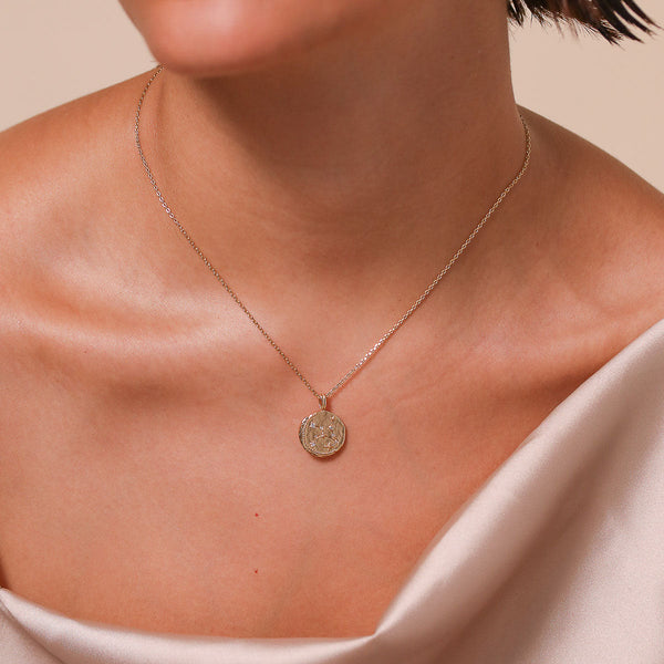 Astrid & Miyu Virgo Zodiac Pendant Necklace In Gold