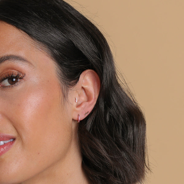 Astrid & Miyu Wave Piercing Stud In Solid Gold