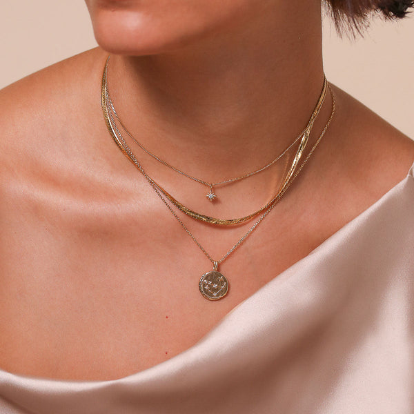 Astrid & Miyu Capricorn Zodiac Pendant Necklace In Gold
