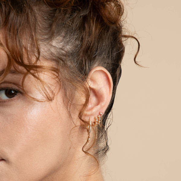 Astrid & Miyu Cosmic Star Chain Stud Earrings In Gold