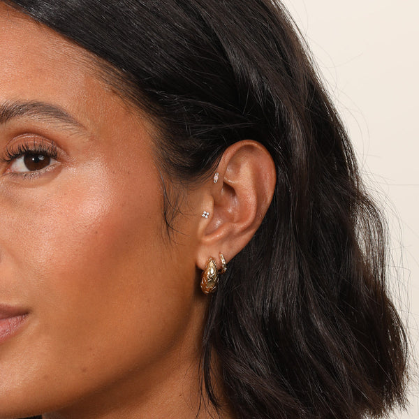 Astrid & Miyu Cosmic Star Crystal Piercing Stud In Solid Gold