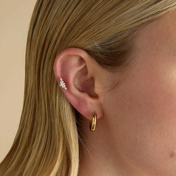 Astrid & Miyu Crystal Cluster Titanium Piercing Stud In Gold