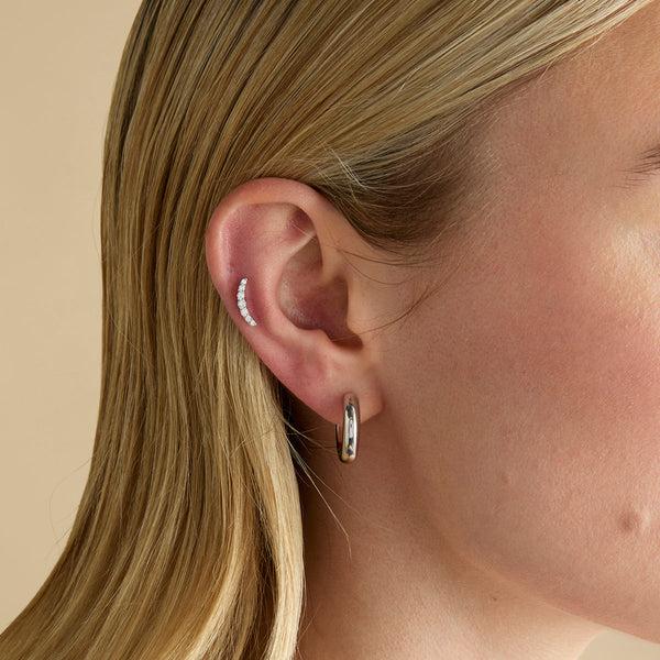 Astrid & Miyu Curved Crystal Titanium Piercing Stud In Platinum