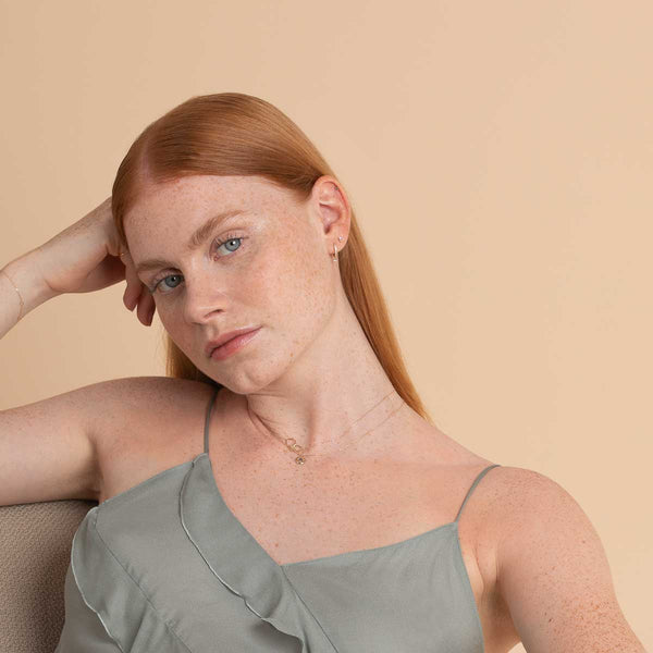 Astrid & Miyu December Tanzanite Birthstone Necklace In Solid Gold