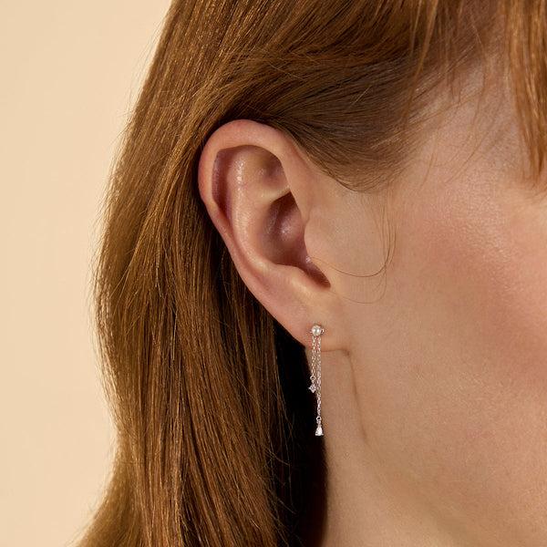 Astrid & Miyu Diamond & Pearl Chain Studs In Solid White Gold