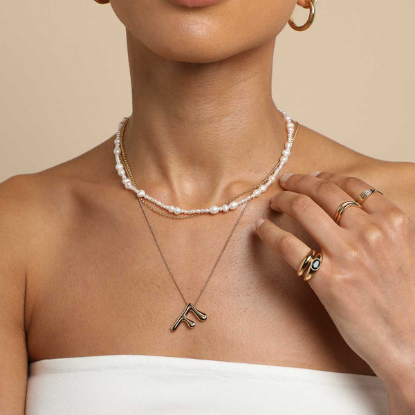 Astrid & Miyu F Initial Bold Pendant Necklace In Gold