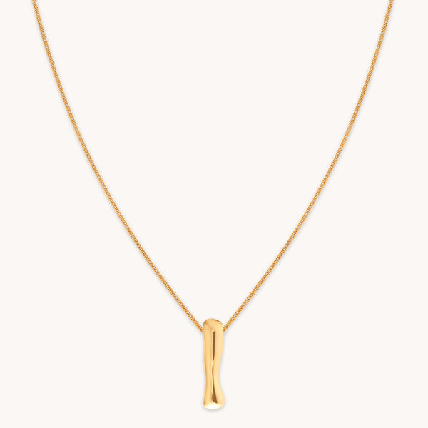 astrid & miyu I Initial Bold Pendant Necklace in Gold