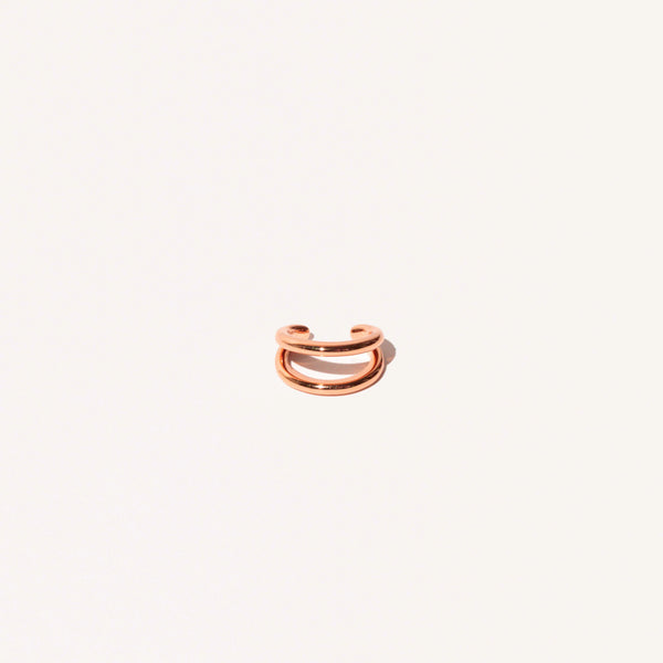Astrid & Miyu Illusion Essential Ear Cuff In Rose Gold