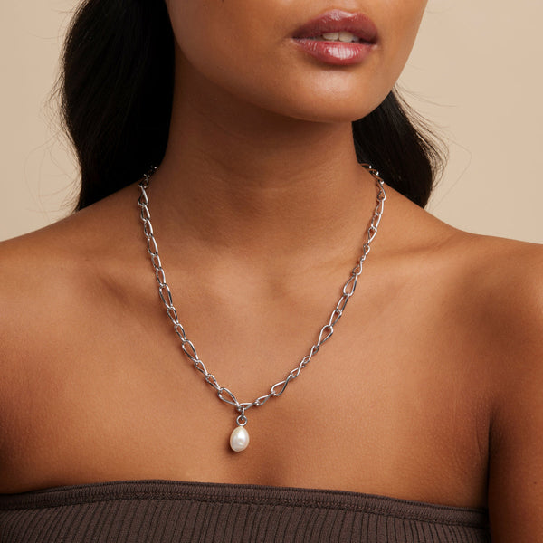 Astrid & Miyu Infinite Pearl Bold Lariat Necklace In Silver
