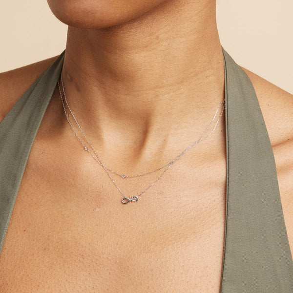 Astrid & Miyu Infinite Pendant Necklace In Solid White Gold