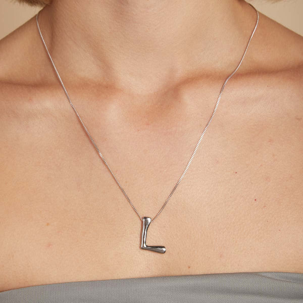 Astrid & Miyu L Initial Bold Pendant Necklace In Silver