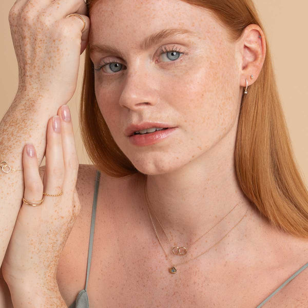 Astrid & Miyu March Aquamarine Birthstone Necklace In Solid Gold