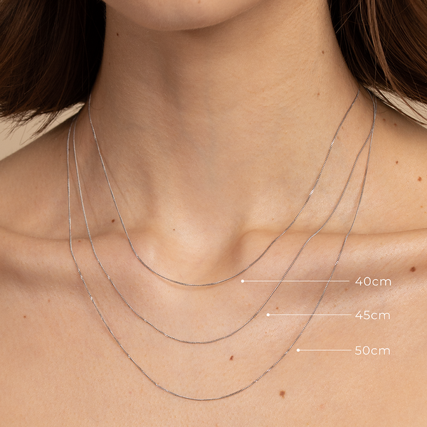 Astrid & Miyu Miyu Chain Necklace In Solid White Gold