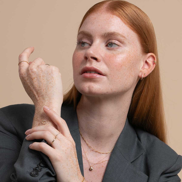 Astrid & Miyu November Citrine Birthstone Necklace In Solid Gold