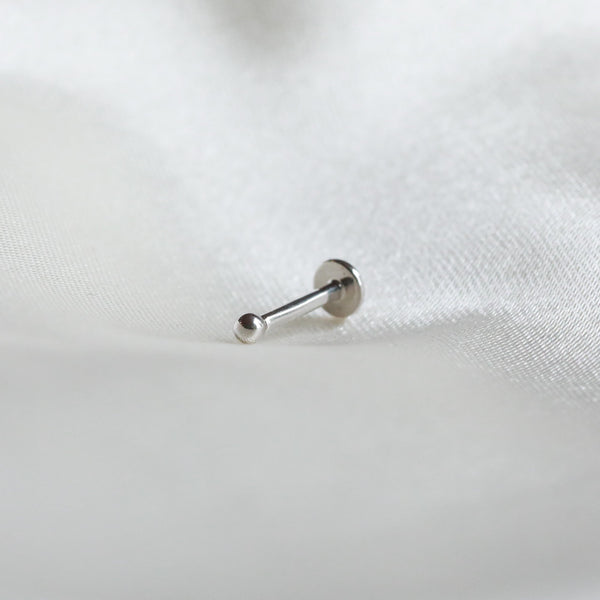 Astrid & Miyu Solid White Gold Small Ball Piercing Stud