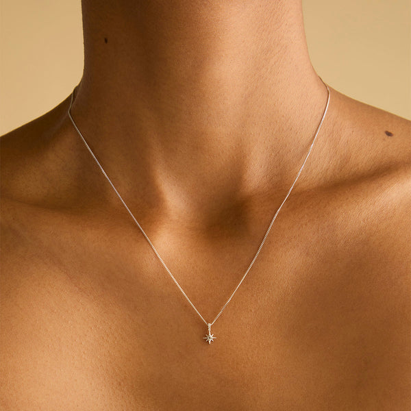 Astrid & Miyu White Topaz Star Pendant Necklace In Solid White Gold