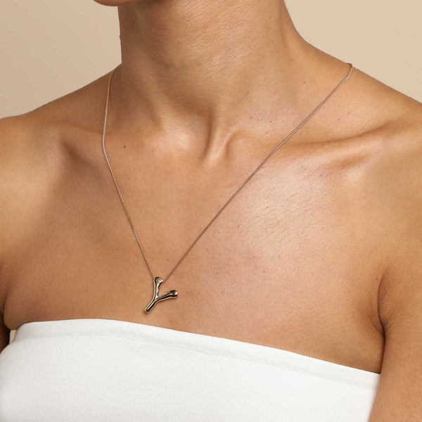 Astrid & Miyu Y Initial Bold Pendant Necklace In Gold