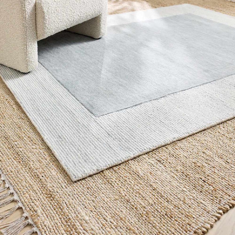 At Home (A529) Linwood Blue Tufted Area Rug With Border 5x7