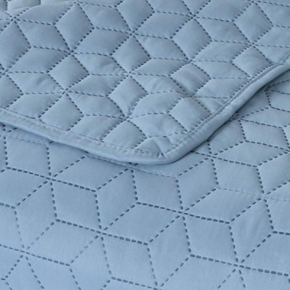 At Home Blue Geometric Pinsonic Quilt Full/Queen