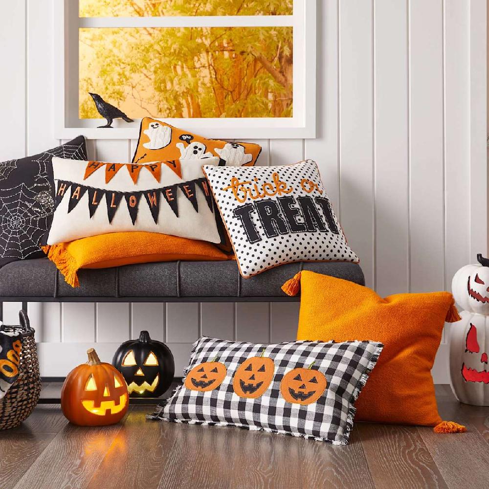 At Home Copper Mountain Statement Bench Black