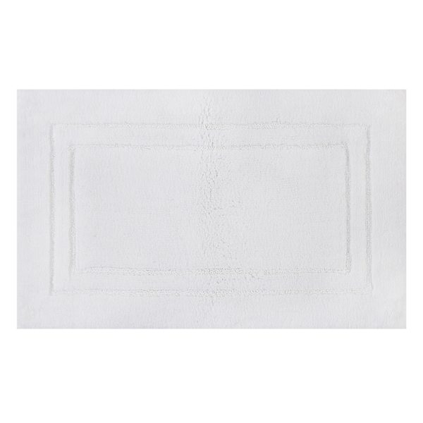 at home Racetrack White Bath Rug 20x30