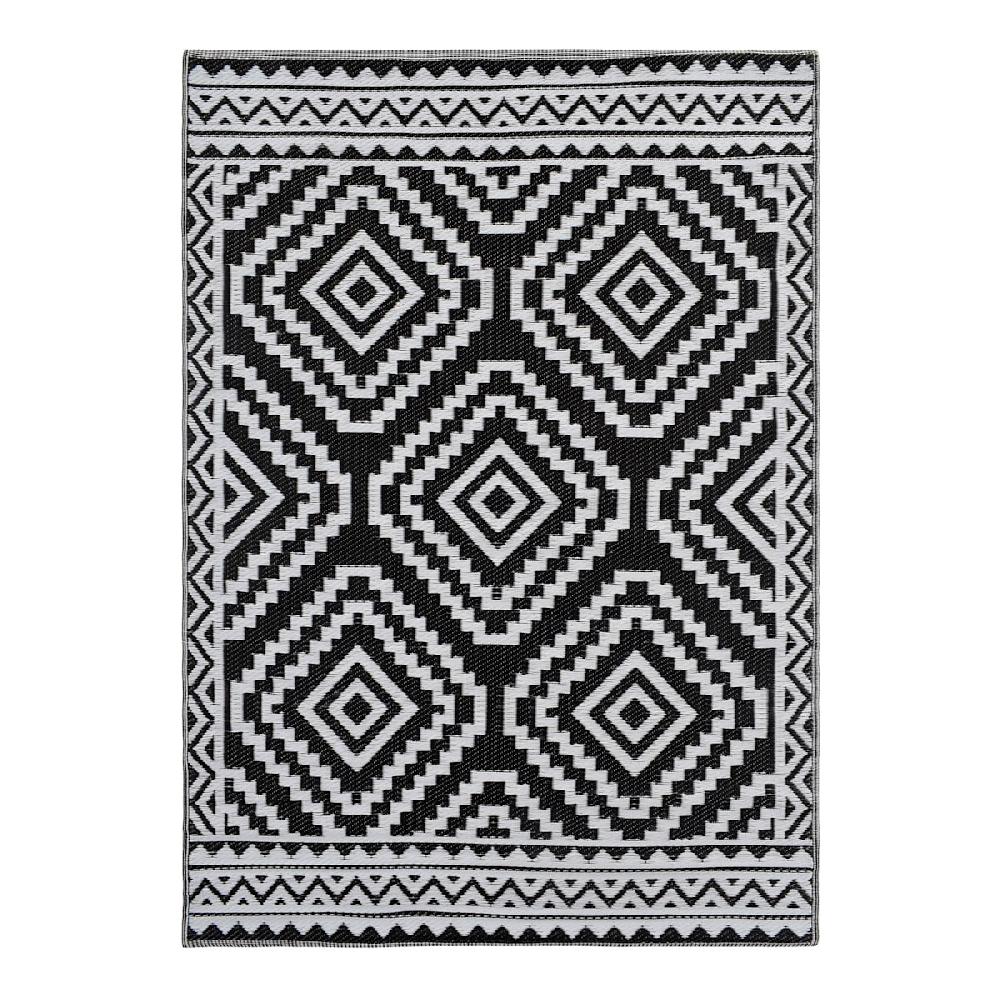 At Home Black Diamond Design Plastic Outdoor Area Rug 5x7