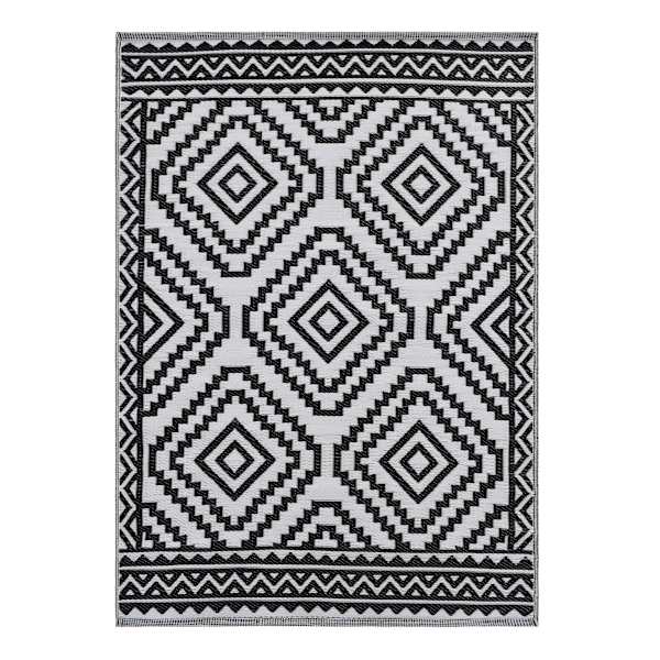 at home Black Diamond Design Plastic Outdoor Area Rug 5x7
