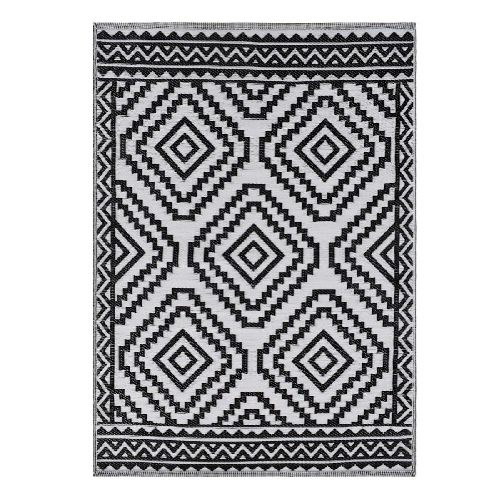 At Home Black Diamond Design Plastic Outdoor Area Rug 6x9