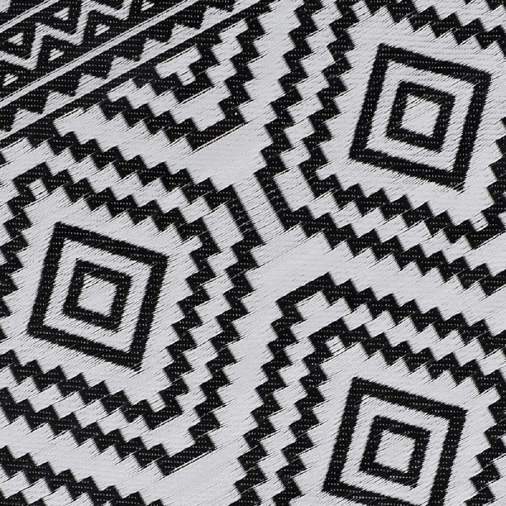 At Home Black Diamond Design Plastic Outdoor Area Rug 6x9