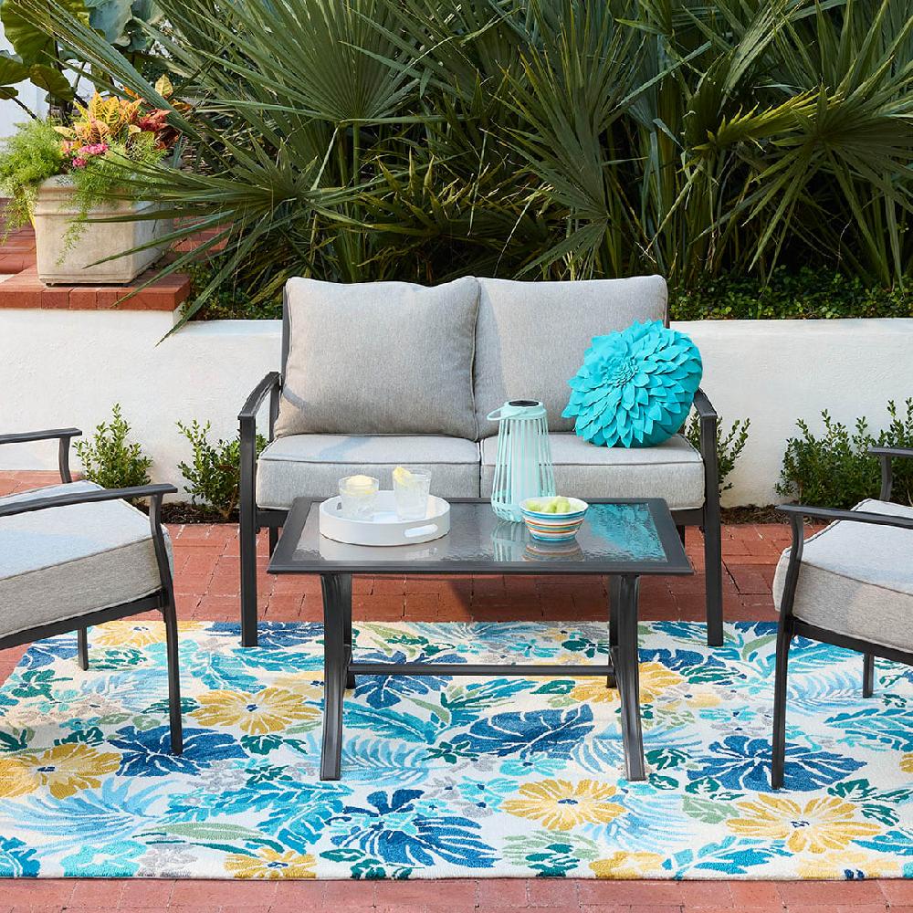 At Home (E264) Santa Monica Blue Floral Indoor & Outdoor Area Rug 5x7