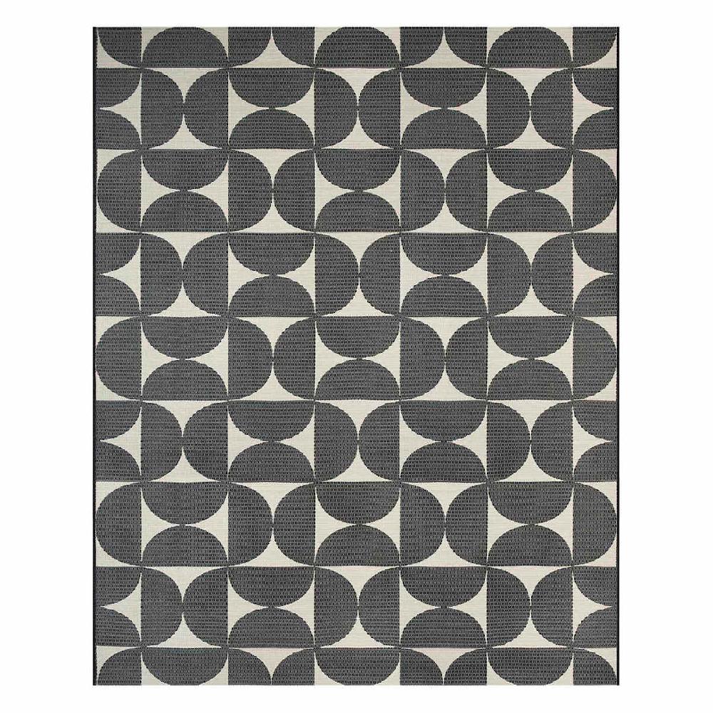 At Home (E535) Crosby St. Black & White Geometric Outdoor Area Rug 8x10
