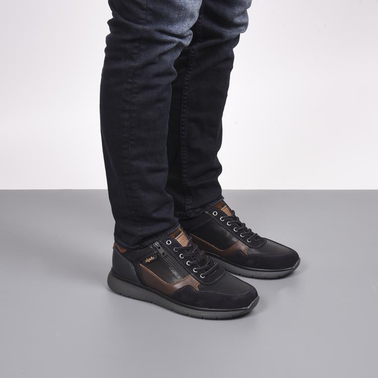 Australian Footware Dakota Sneakers Width H Black