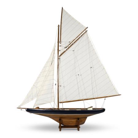 authentic models America’s Cup Columbia 1901 Small