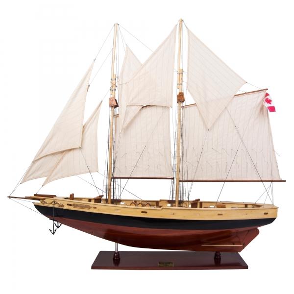 authentic models Bluenose II Painted