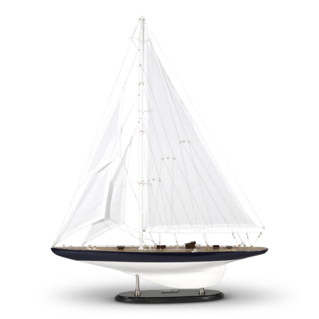 authentic models J-Yacht ‘Rainbow’