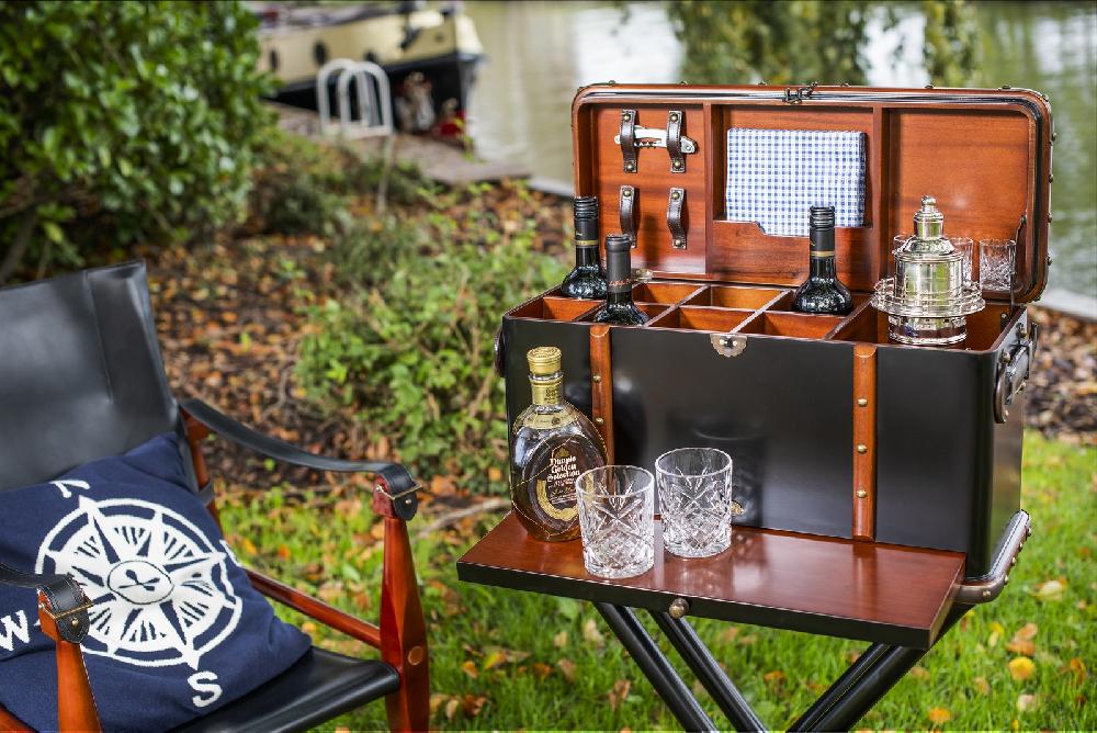 Authentic Models Lighthouse C. Shaker