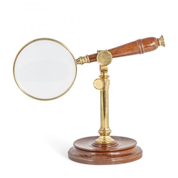 authentic models Magnifying Glass With Stand
