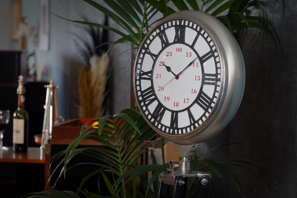 Authentic Models Waterloo Clock On Tripod